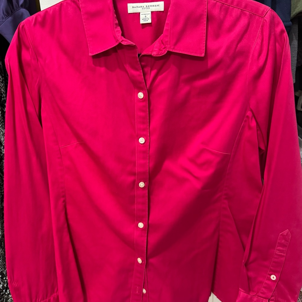 Banana Republic Fuchsia Button-Up Shirt